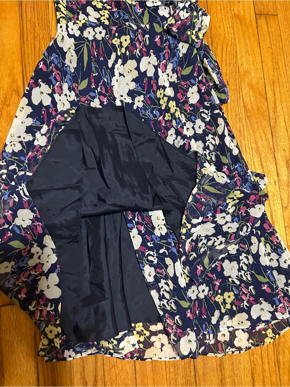 Ralph Lauren Navy Chiffon Floral Wrap Dress Women's 8 - Picture 4 of 8